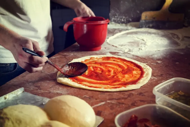 Pizza-Making Class in Rome’s Trastevere neighborhood