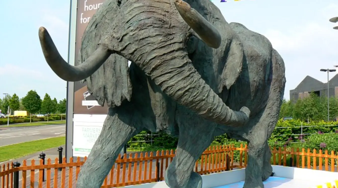 Bronze elephant sculpture commissioned for McArthurGlen designer outlets and later installed at Castel Romano
